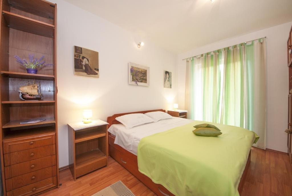 Apartments Kalajzic 푸치스차 외부 사진
