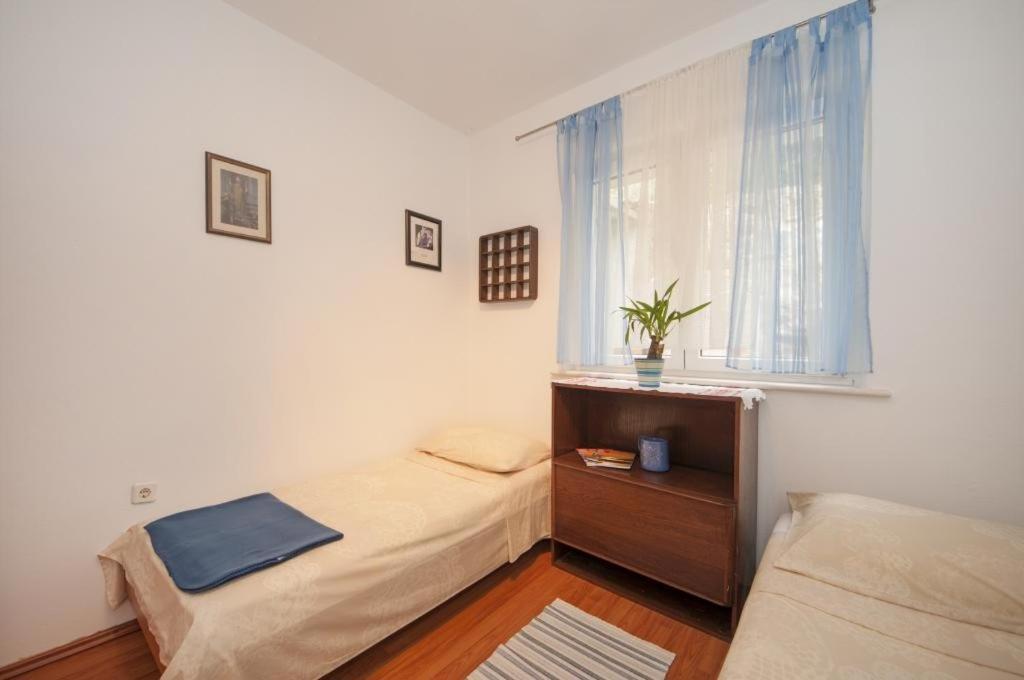 Apartments Kalajzic 푸치스차 외부 사진