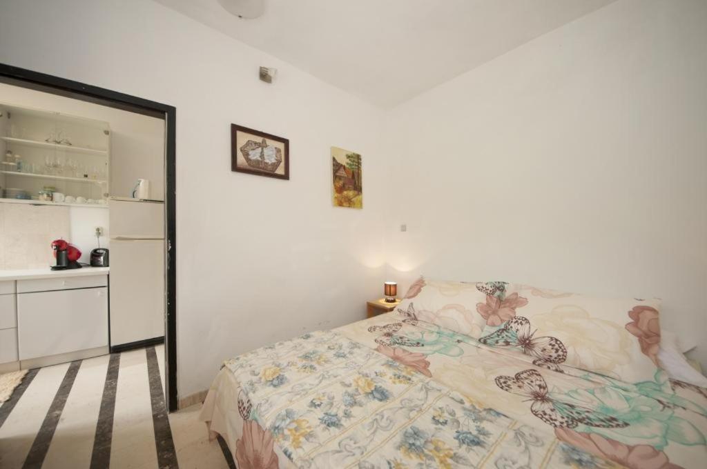 Apartments Kalajzic 푸치스차 객실 사진